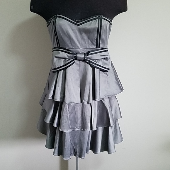Double Zero Dresses & Skirts - Double Zero Gray & Black Strapless Formal Dress